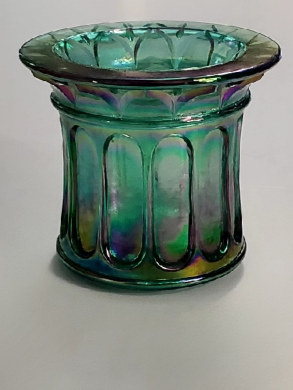 Fenton 1998 Green Carnival Glass Votive Candle Holder - Picture 12 of 13